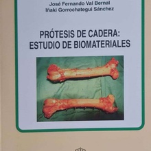 Prótesis de cadera: estudio de biomateriales varios